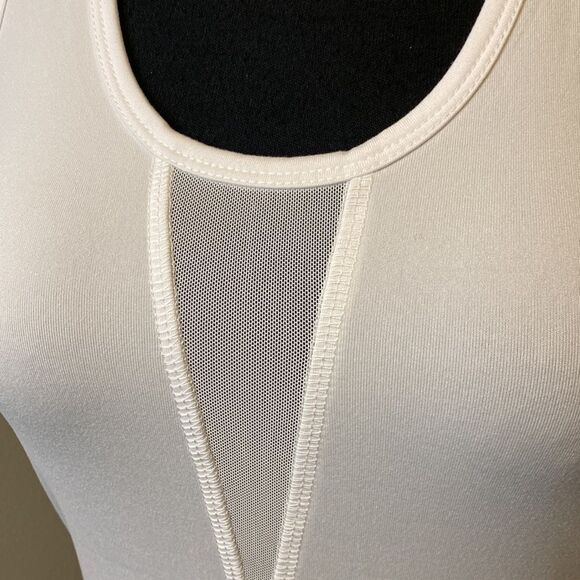NWT ZYIA Active Tank Top Small White Racerback Breathable Lightweight Shirt Mesh - Picture 2 of 6